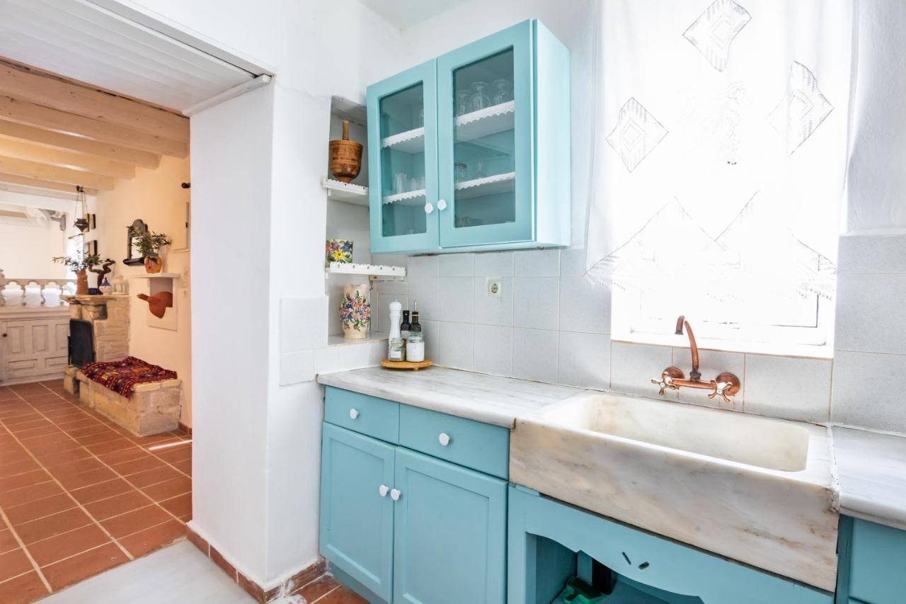 Menetaí Olive Grove Cottage מראה חיצוני תמונה