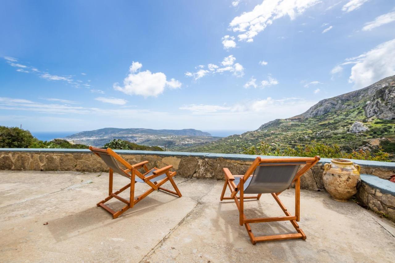 Menetaí Olive Grove Cottage מראה חיצוני תמונה