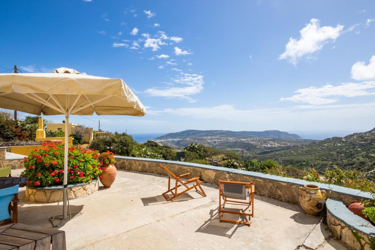 Menetaí Olive Grove Cottage מראה חיצוני תמונה