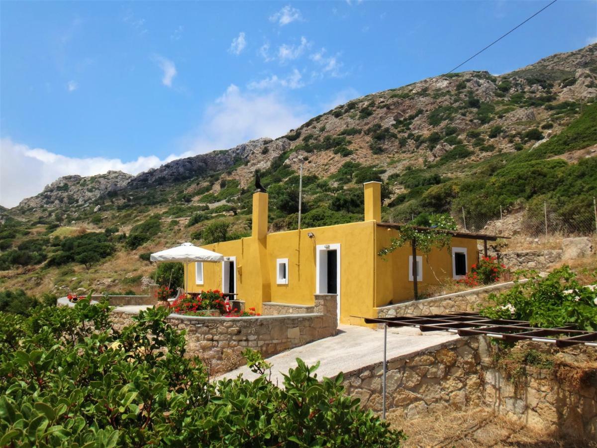 Menetaí Olive Grove Cottage מראה חיצוני תמונה